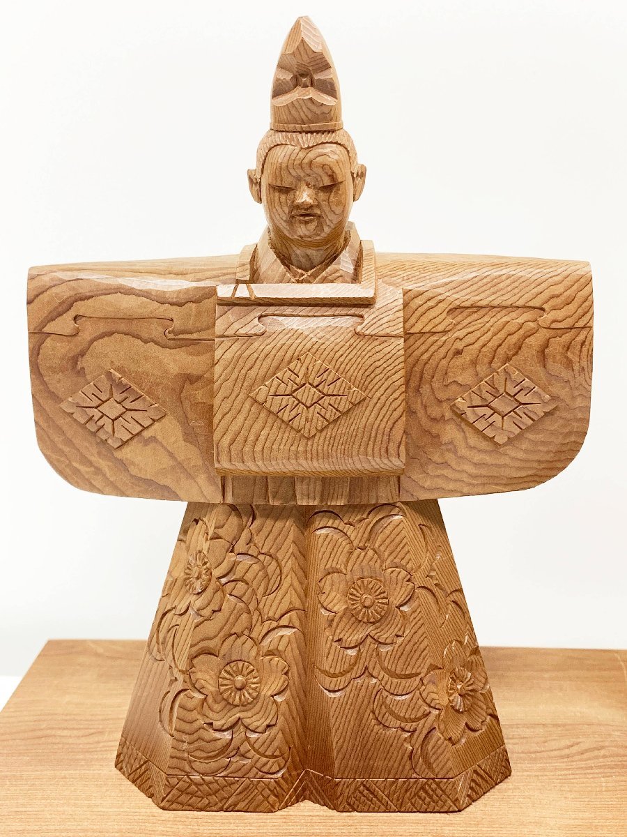 江黒亮聲作一位木彫亮声木彫一刀彫加美雛立雛木彫細密彫人形台 江黒亮聲作一位木彫亮声木彫一刀彫加美雛立雛木彫細密彫人形台