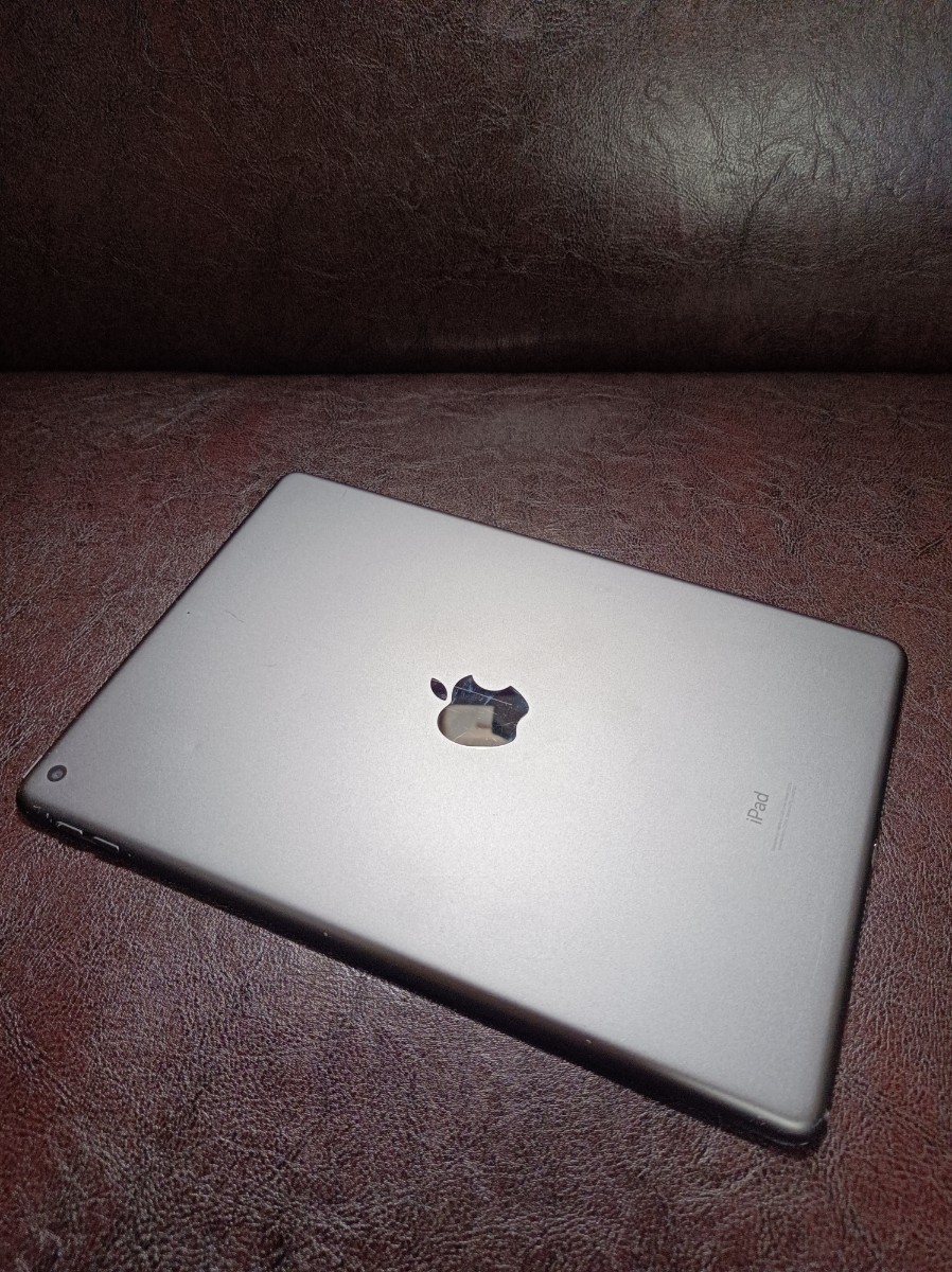 期間限定！最安値挑戦】 Wi-Fi 第8世代 iPad Apple 128GB アップル