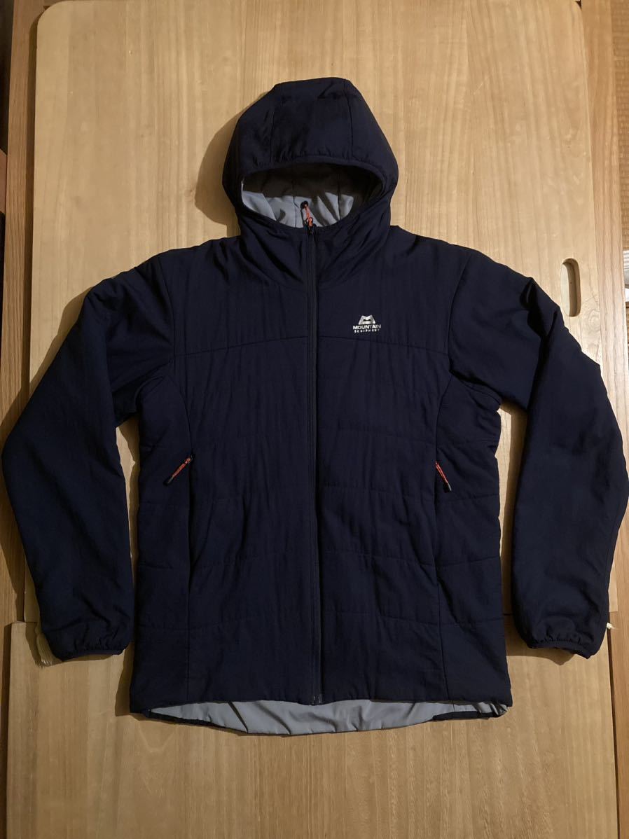 Mountain equipment transition outlet jacket