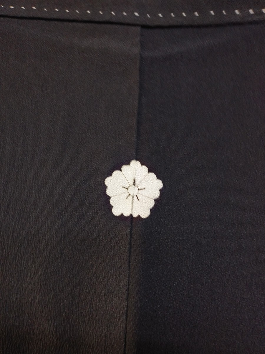 YA4819 アンティーク　 和装　袷留袖　5つ紋　着物　絹　身丈→約152㎝/裄→約61㎝　リメイク素材_画像5