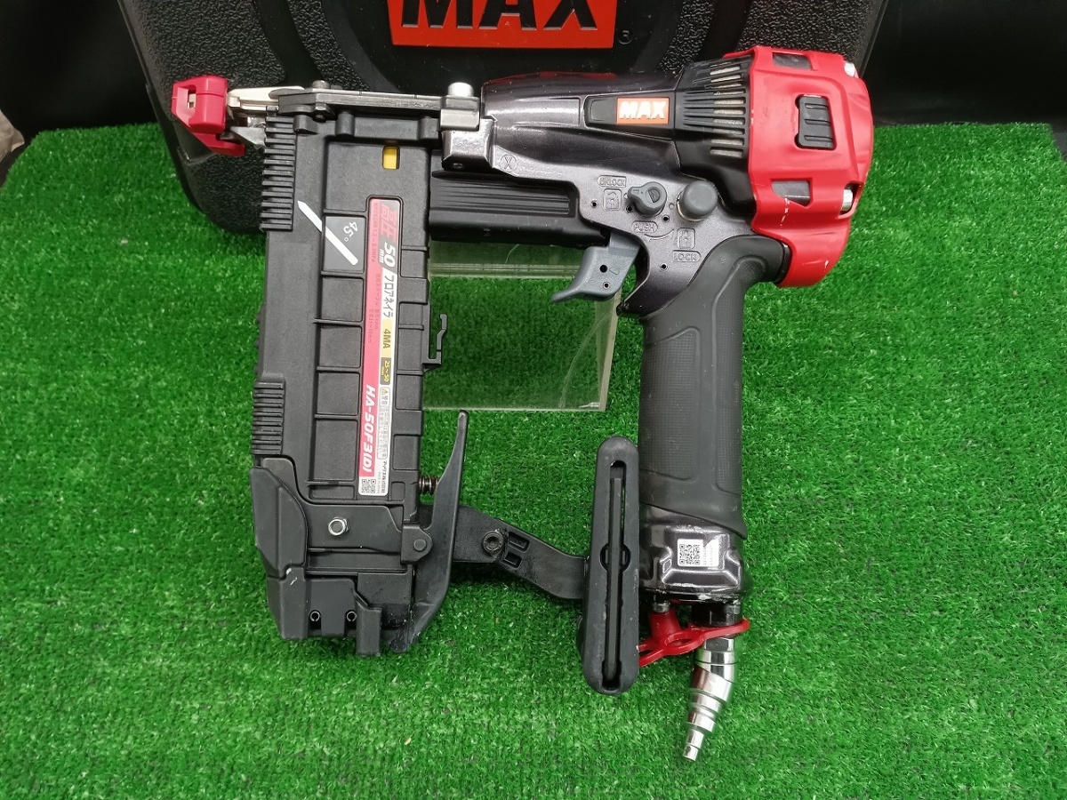 中古品 MAX マックス 高圧 50mm フロアネイラ HA-50F3(D) 【1】