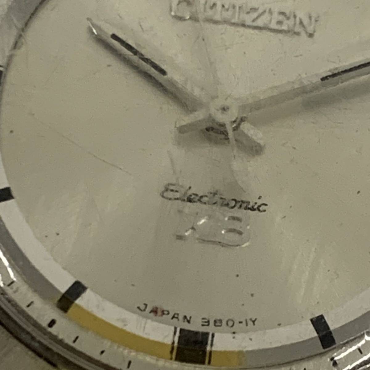 動作未確認 シチズン 腕時計 51201-Y X8 ELECTRONIC クロノメーター ラウンド クォーツ メンズ CITIZEN現状品 カ17_画像3