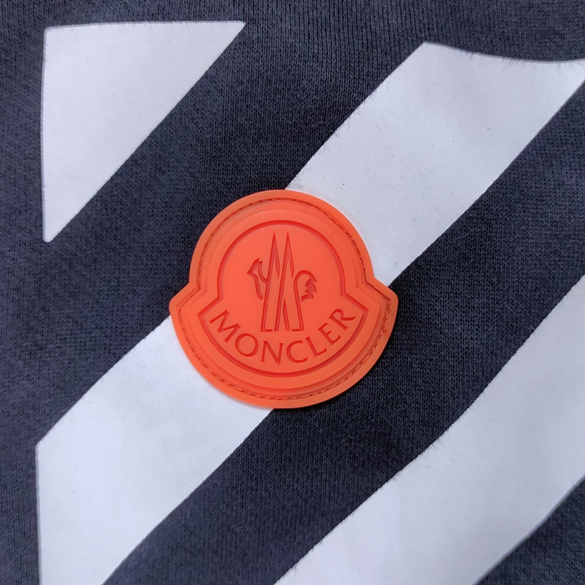 希少コラボ・正規品】MONCLER×Off-White モンクレール×オフ 希少コラボ・正規品】MONCLER×Off-White モンクレール×オフ