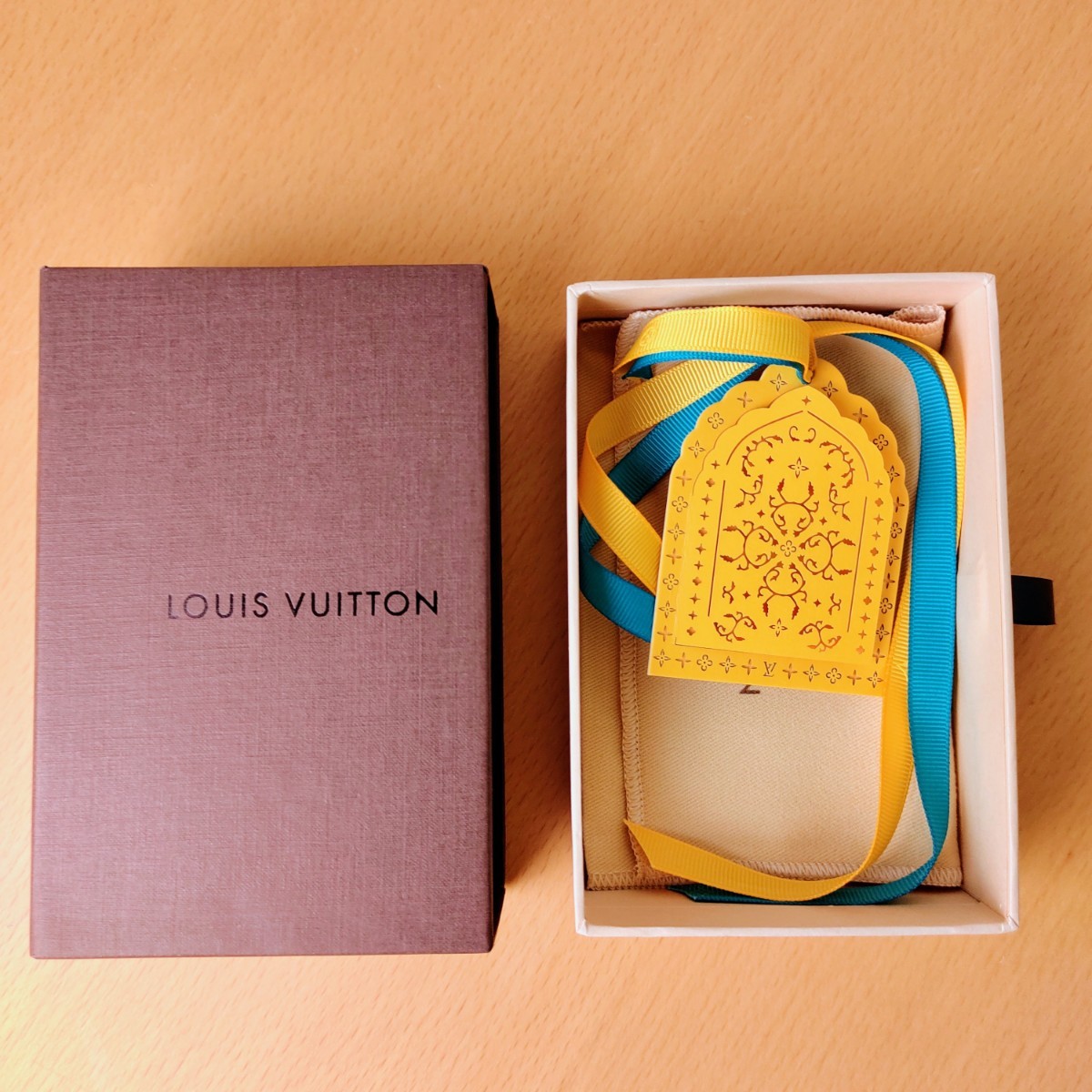 【未使用】LOUIS VUITTON ルイヴィトン☆ショッパーバッグ＆ハードケース×2セット　ショップ袋・空箱・布製カバー・リボン　紙袋 保存袋