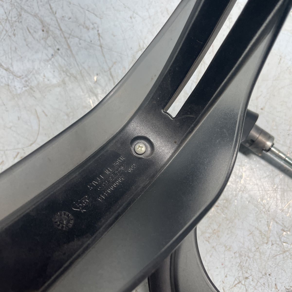 item_image_3