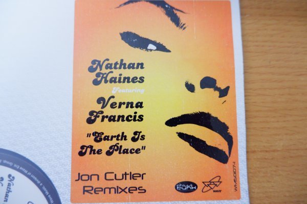 E2-112＜12inch/US盤/美盤＞Nathan Haines Featuring Verna Francis / Earth Is The Place (Jon Cutler Remixes)_画像2