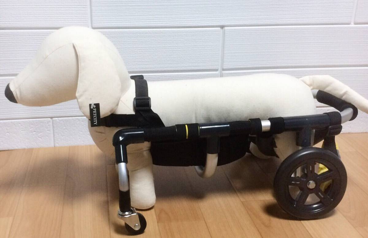 ミニチュアダックス 犬の車椅子 小型犬用4輪 ～9kg位 歩行器 犬用