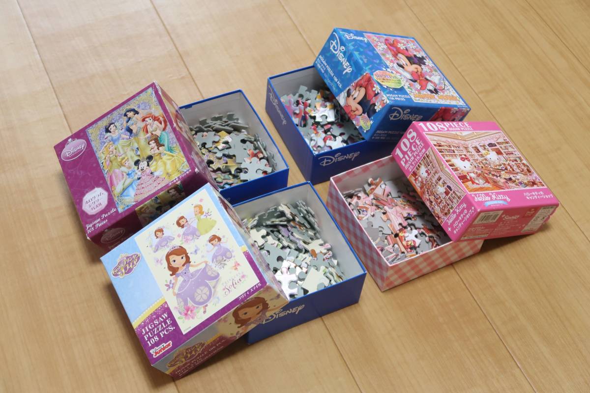 [ jigsaw puzzle 108 piece 4 piece set Disney Sanrio set sale child intellectual training toy toy puzzle ]