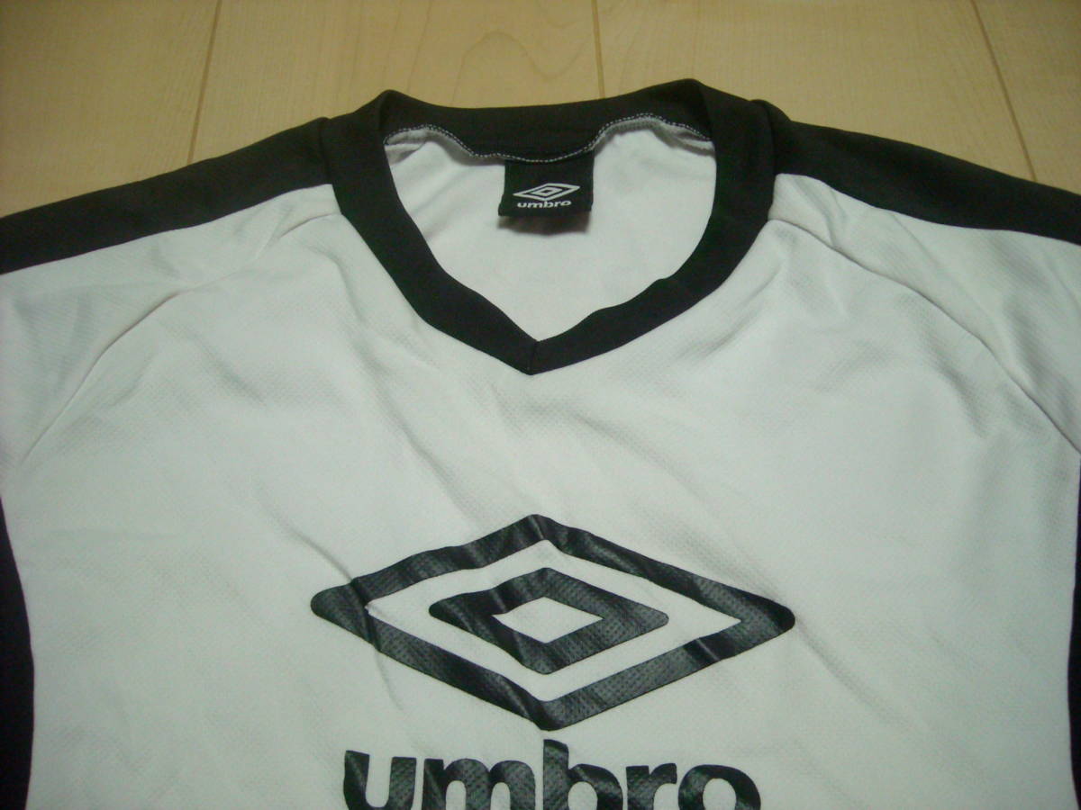 即決★USED★UMBRO(アンブロ）☆ジュニア☆UUJPJA59☆DRY半袖Tシャツ☆白☆サイズ140（身長135-145，胸囲64-72，胴囲54-62）の画像3