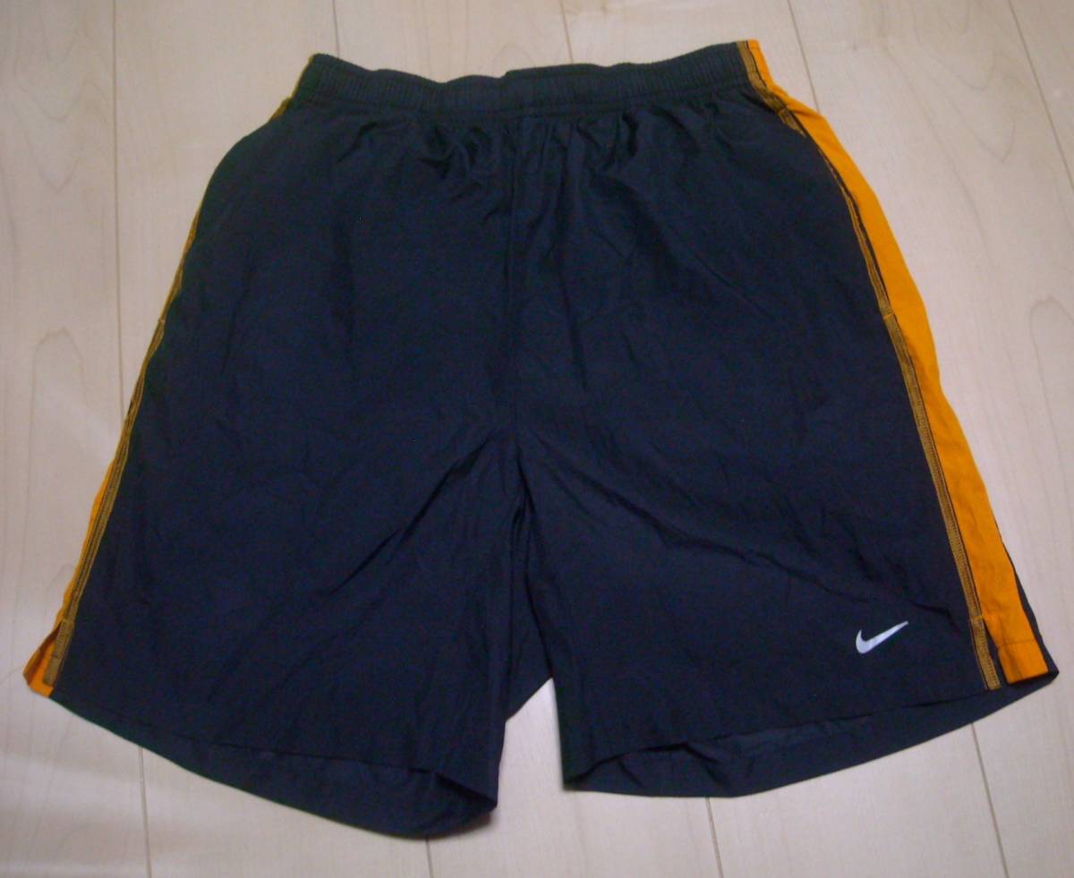 美品★NIKEナイキ☆レディス☆DRI-FIT☆NIKE RUNNING☆トレーニングパンツ☆サイズＭ（170/76A，ウエスト80）☆色はブラック_画像1