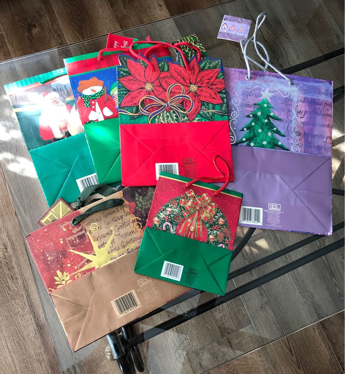 クリスマス用ラッピング　ギフトバッグ、包材