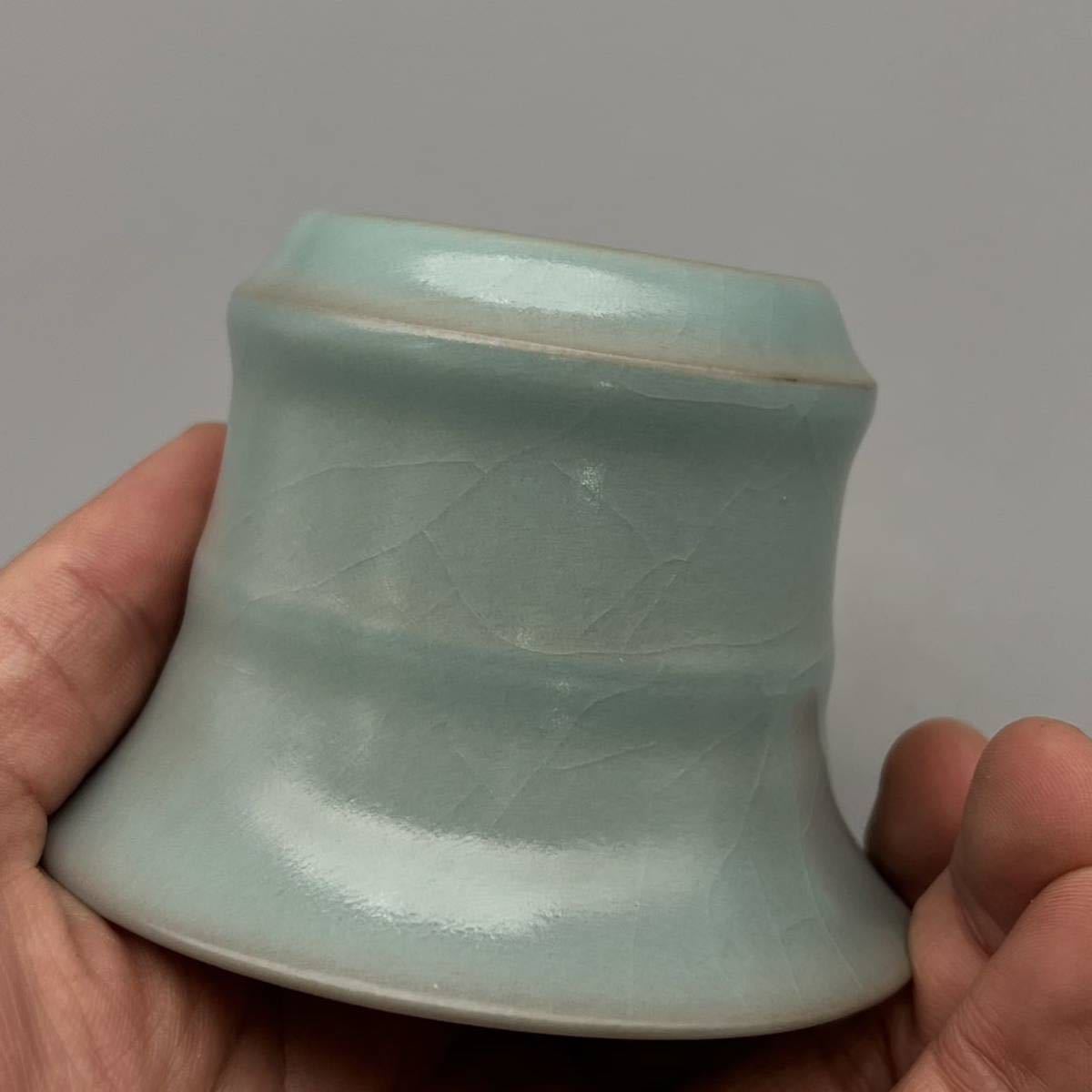 お気に入り】 南宋 中国美術 汝窯 時代物 お湯呑み 酒具 杯 青磁 青磁
