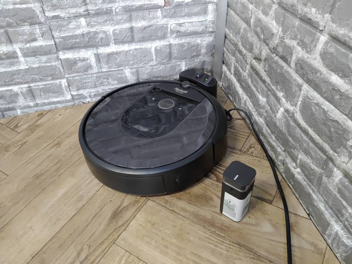 いラインアップ iRobot アイロボット Roomba ルンバ i7 i715060