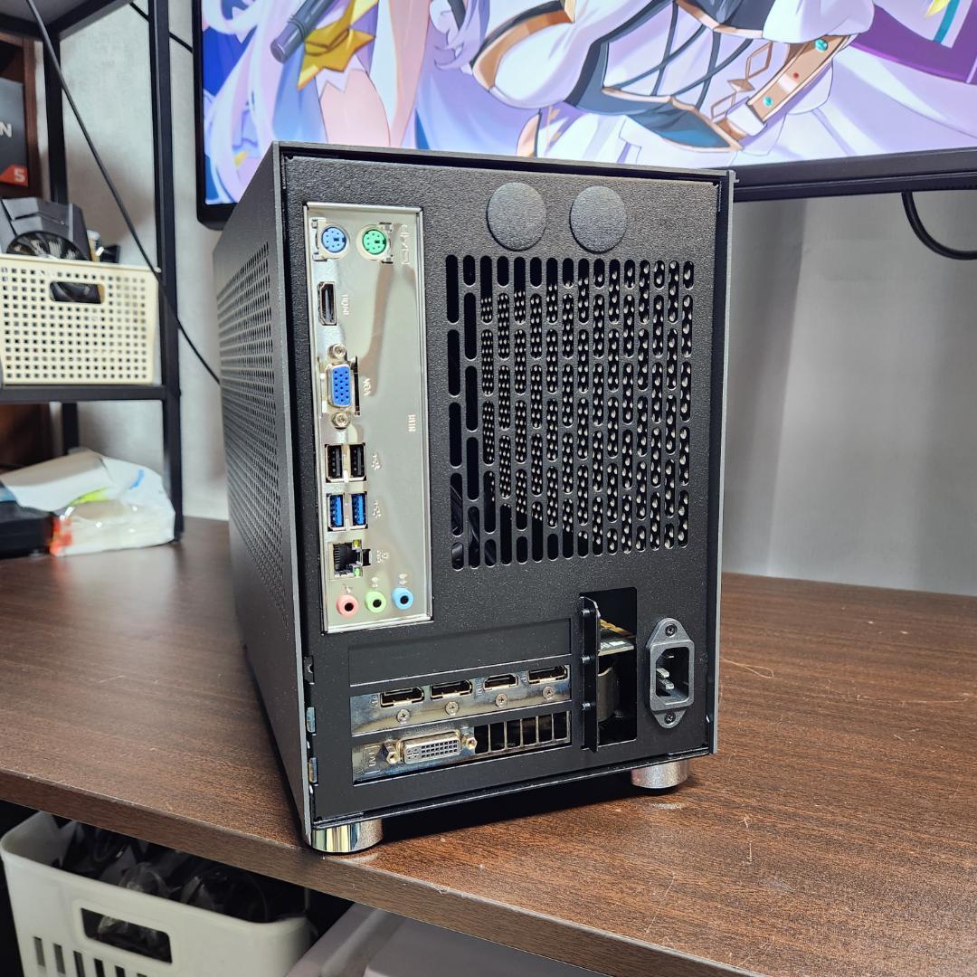 小型自作ゲーミングPC（i5-8400 16GB GTX1660 Super SSD512GB MicroATX