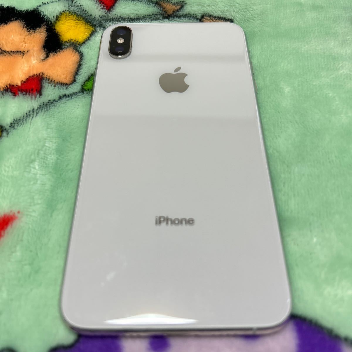 iPhone Xs Max Silver 512 GB SIMフリー【5547】-