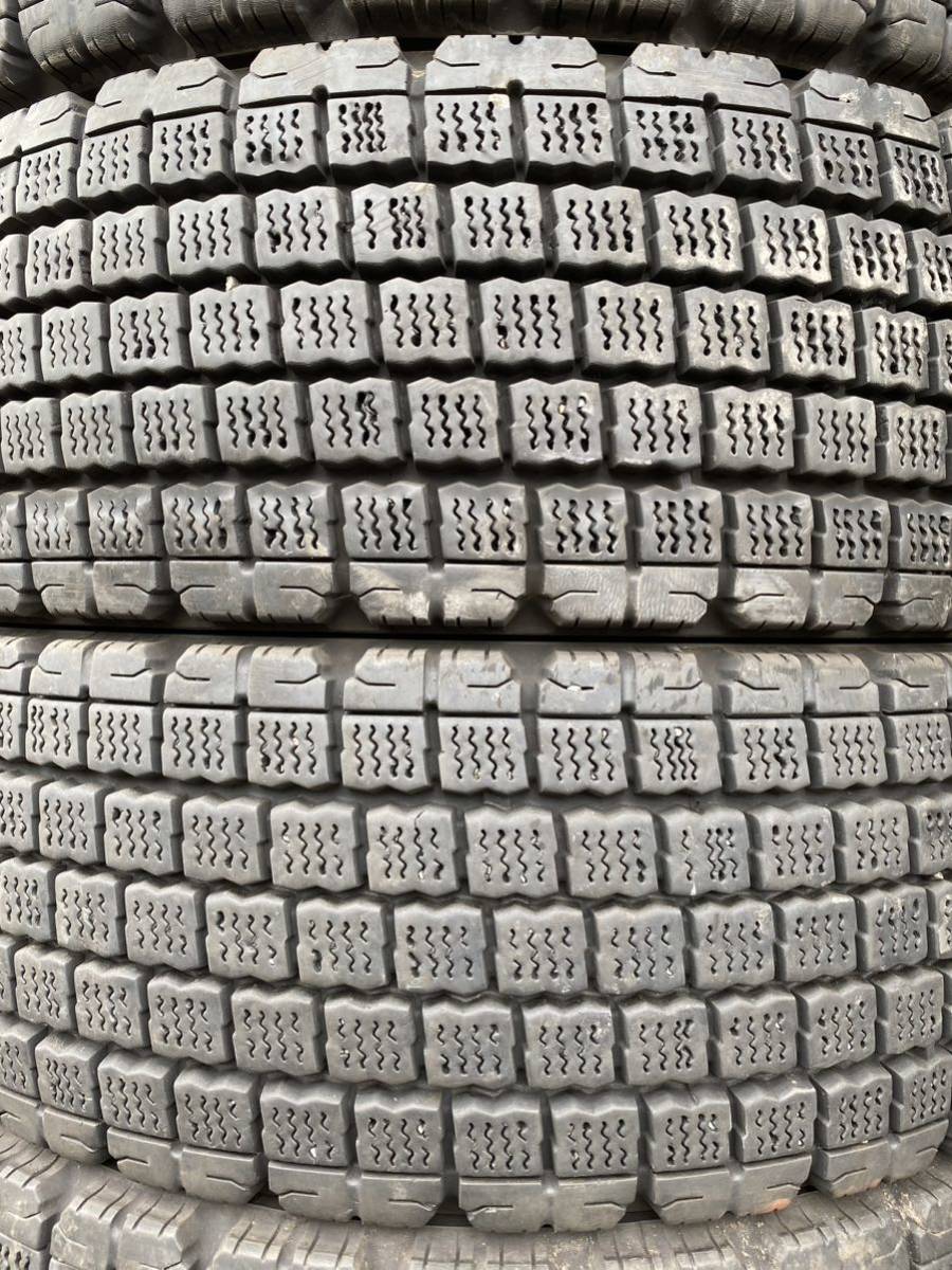 ハ3009　送料無料　大型用深溝スタッドレス　BRIDGESTONE ブリヂストン ECOPLA W911　245/70R19.5 136/134J　12本価格　2021年製_画像3