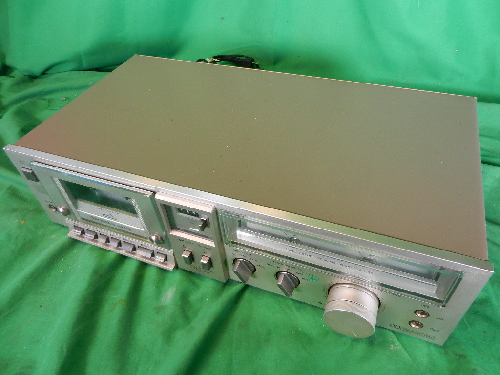 yh231030-003E9 TECHNICS M240X テクニクス ステレオカセットデッキ ノイズリダクションシステム 中古品 通電確認済み 動作確認済み