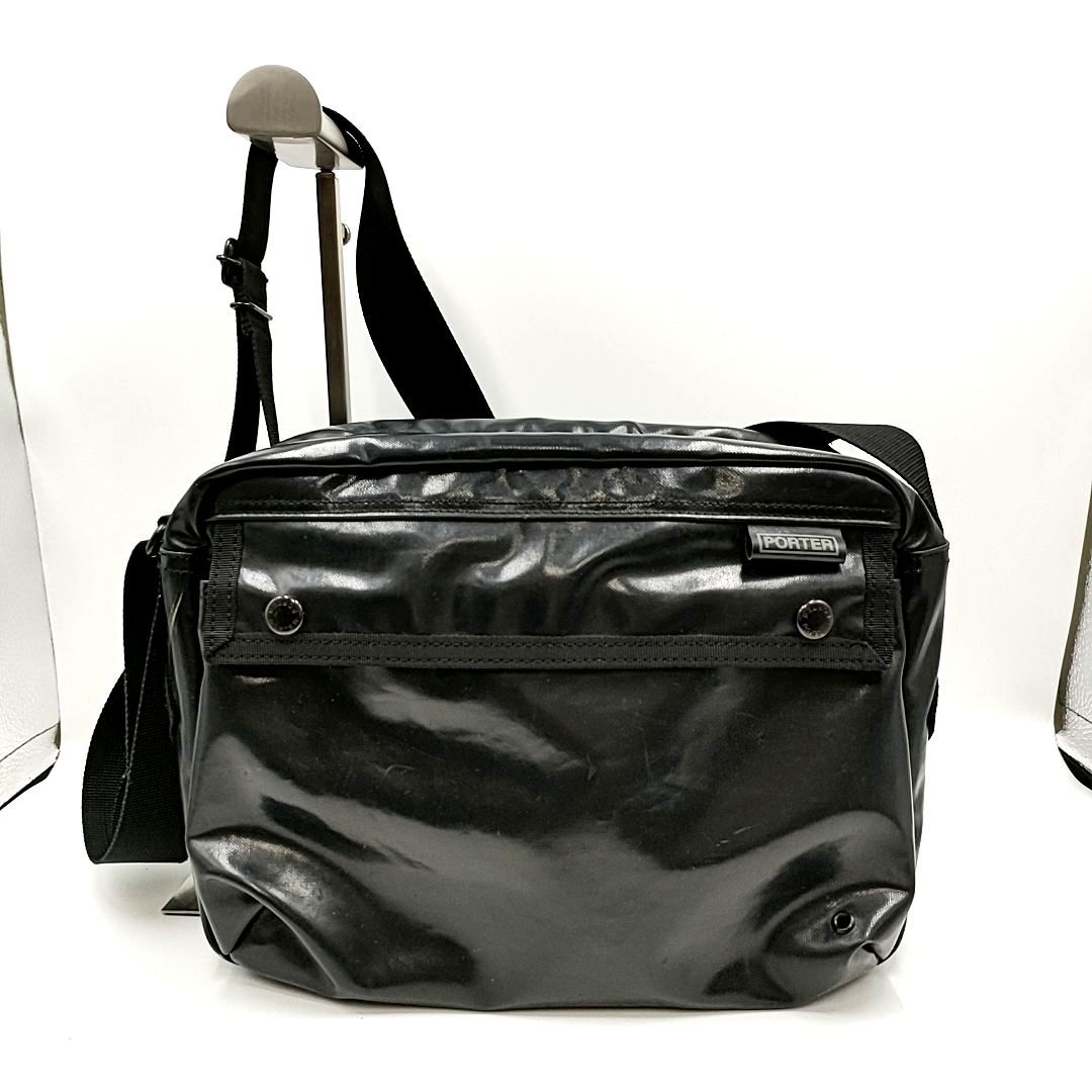 PORTER ポーター ショルダーバッグ ブラック 黒 ターポリン ユニ PORTER ポーター ショルダーバッグ ブラック 黒 ターポリン ユニ