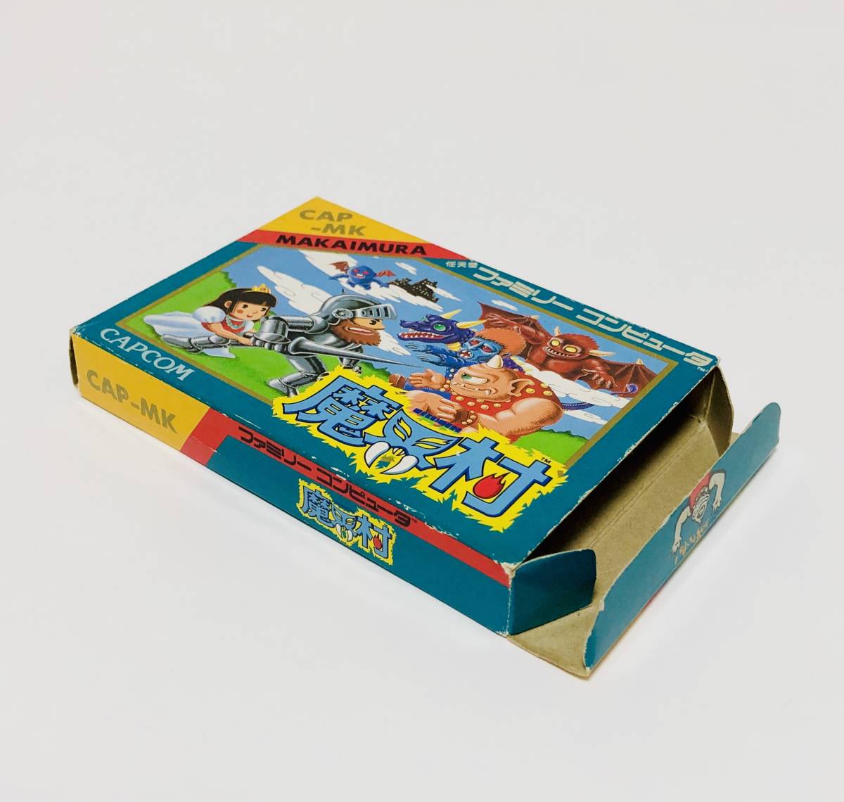 【送料無料】 ファミコン 魔界村 箱説付き 痛みあり カプコン レトロゲーム Nintendo Famicom Makaimura CIB Capcom_画像4