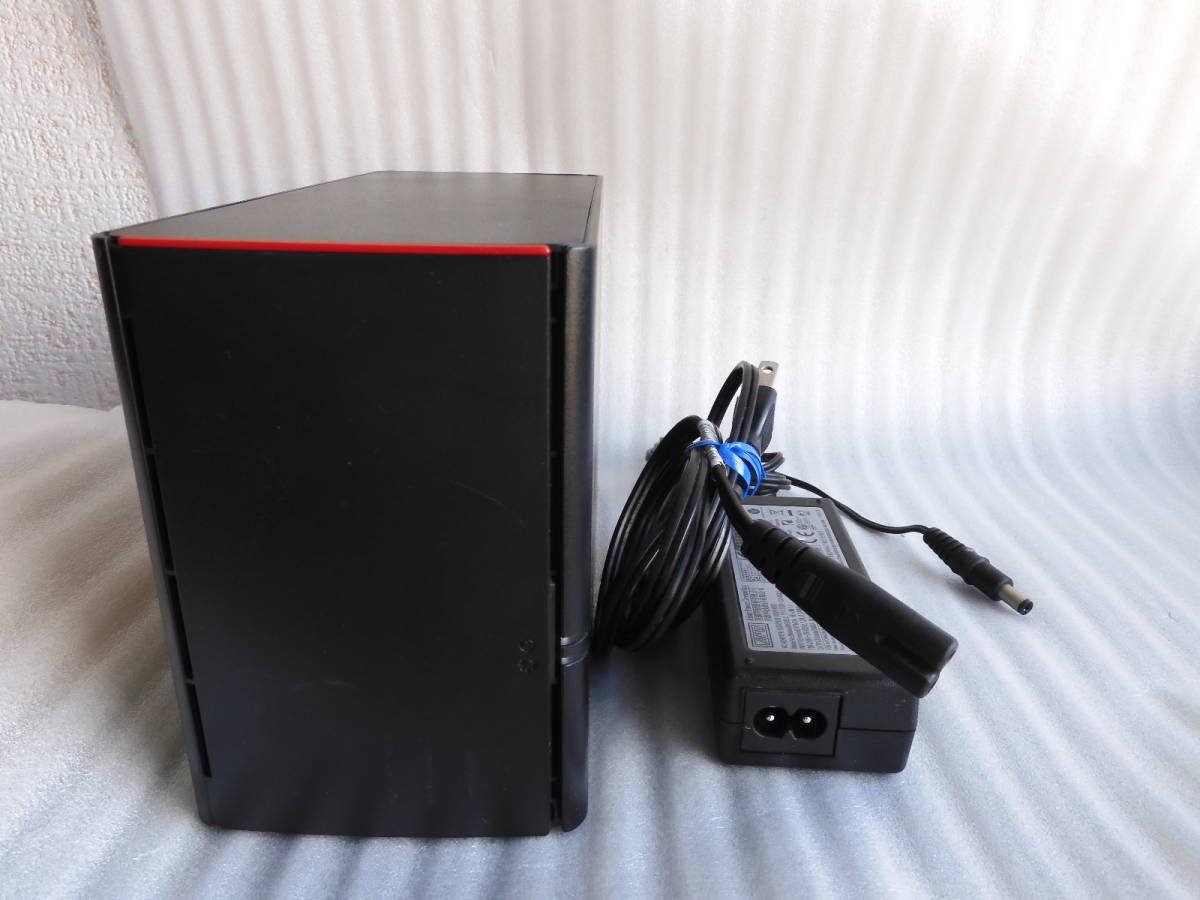 BUFFALO LinkStation LS220Dシリーズ 本体と起動用HDD BUFFALO LinkStation LS220Dシリーズ 本体と起動用HDD