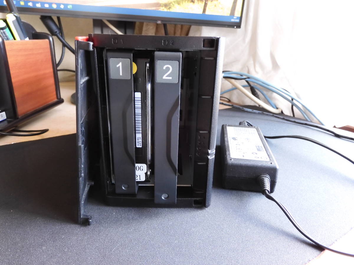 BUFFALO LinkStation LS220Dシリーズ 本体と起動用HDD BUFFALO LinkStation LS220Dシリーズ 本体と起動用HDD