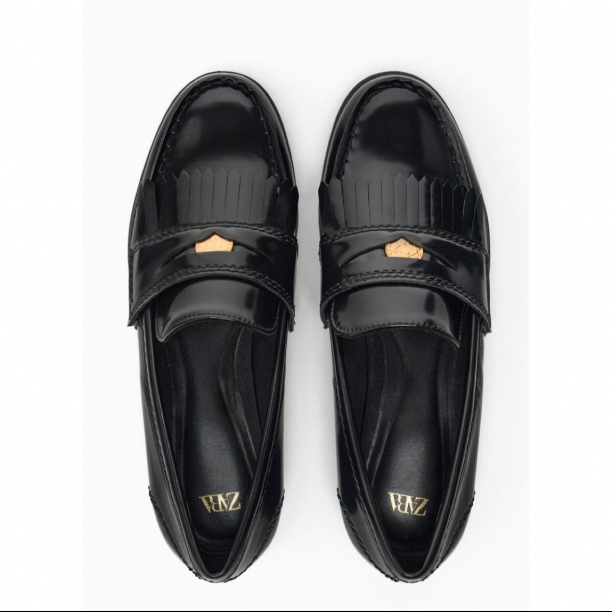 ZARA フラットローファー メタルディテール 38|Yahoo!フリマ ZARA フラットローファー メタルディテール 38|Yahoo!フリマ