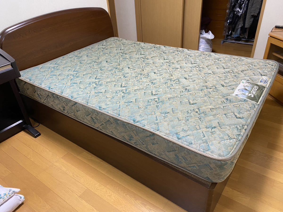 中古品】10-113 直接引取限定 前橋市 ダブルベッド ベッドマットレス