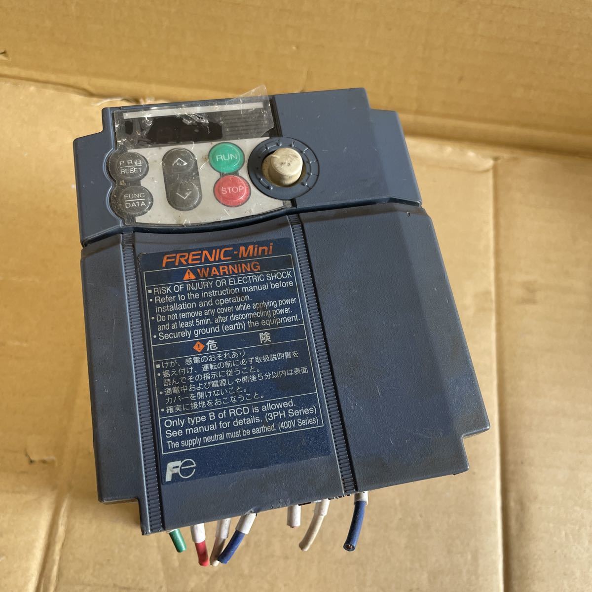 （N-65）富士電機　Fuji Electric Inverter FRN2.2C2S-2J_画像1