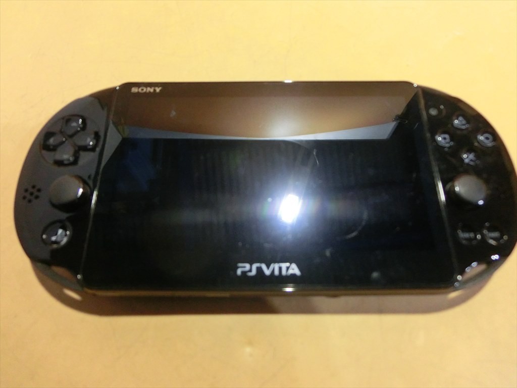 HW36-92 60サイズ PSVITA PlayStation Vita本体 PCH-2000/Wi-Fiモデル