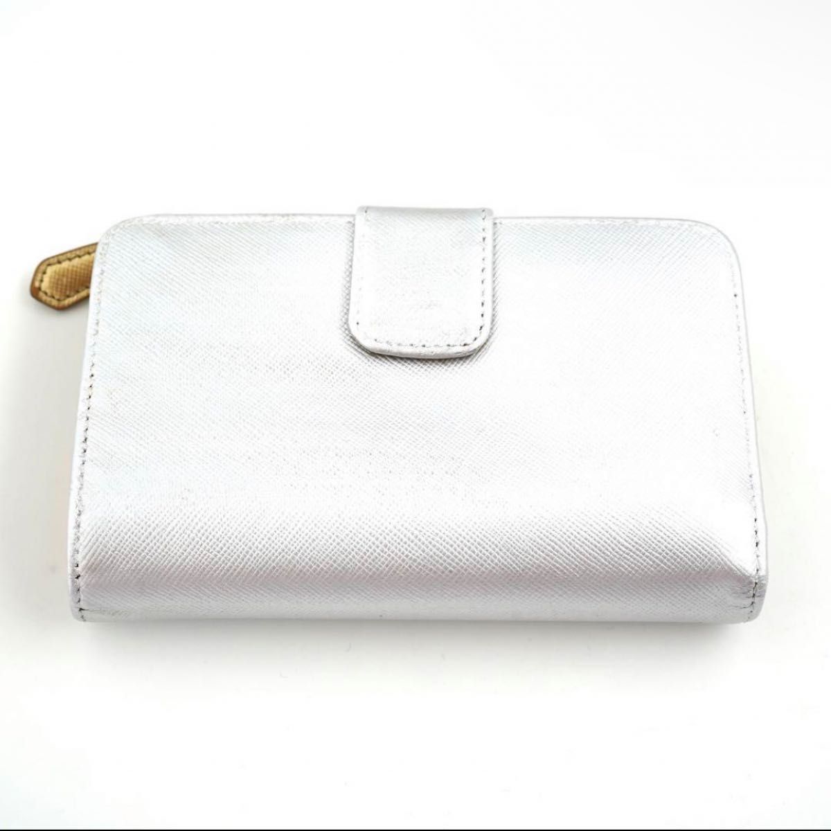 未使用級】PRADA 2つ折り財布 サフィアーノ ピンク バイカラー アイコン-