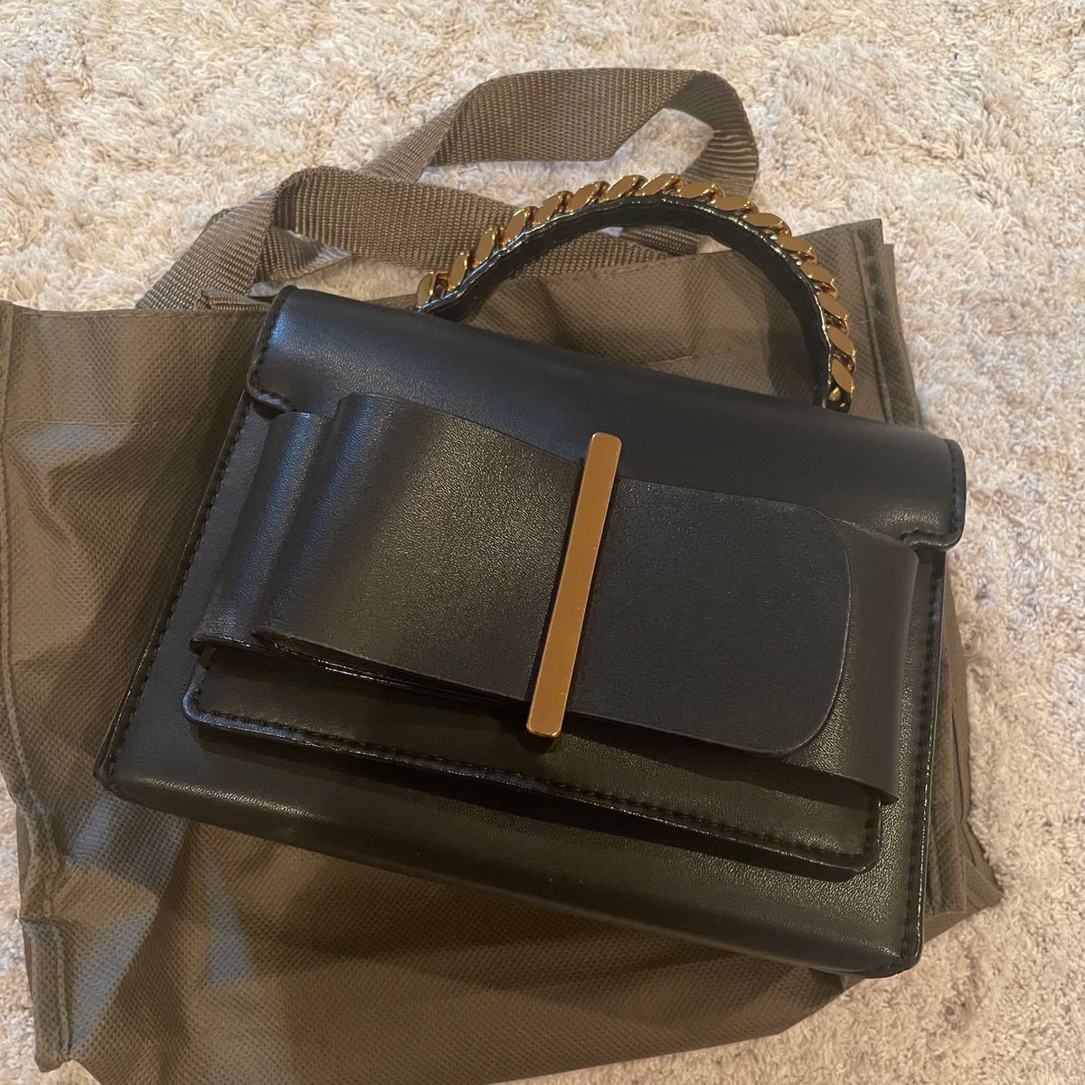 CHARLES&KEITH チャールズアンドキース ボウディテールバッグ バッグ