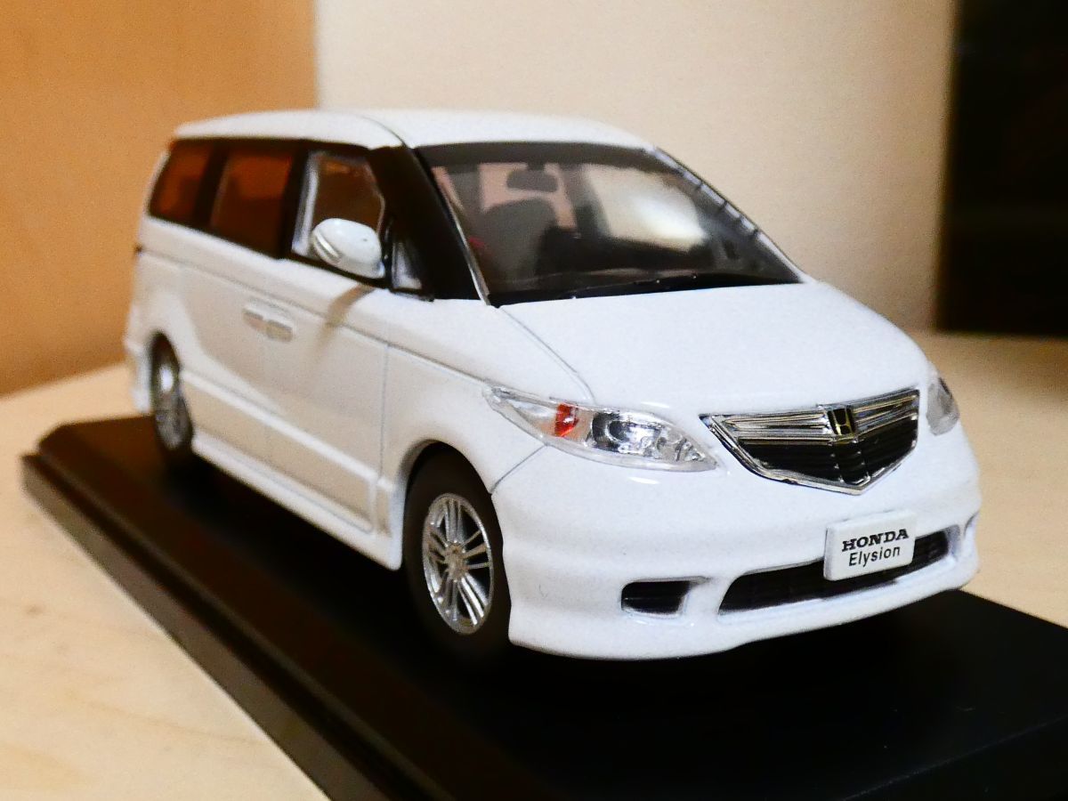 国産名車 コレクション 1/43 ホンダ エリシオン 2004 白 アシェット 旧車 クラシックカー ミニカー Z Honda Elysion_画像1