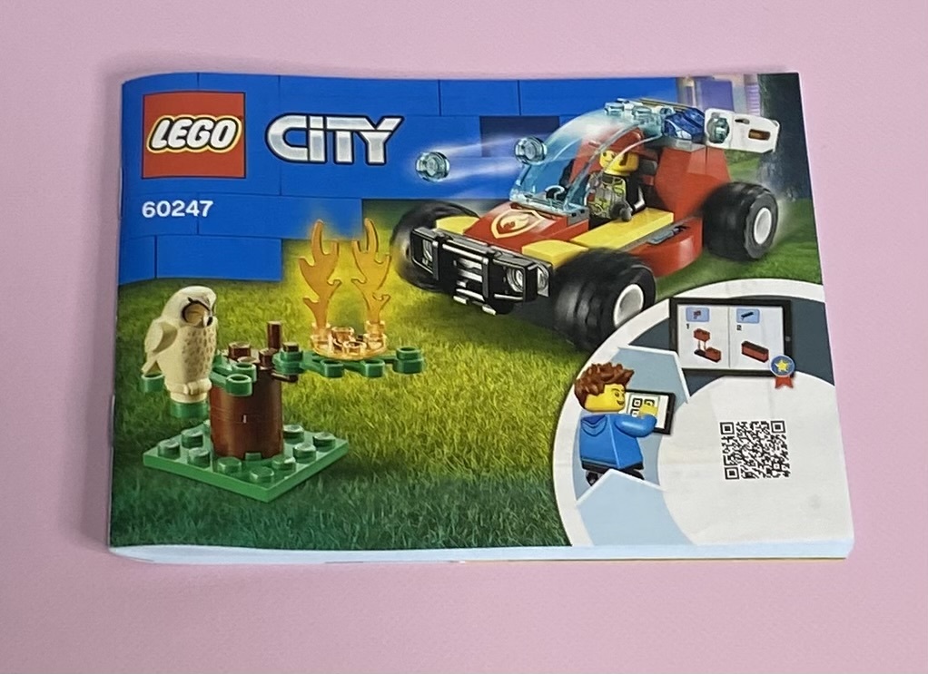 レゴ　LEGO 60247 レゴシティ　森の火事　消防バギー、フクロウ、ミニフィグ一体　解体済み_説明書