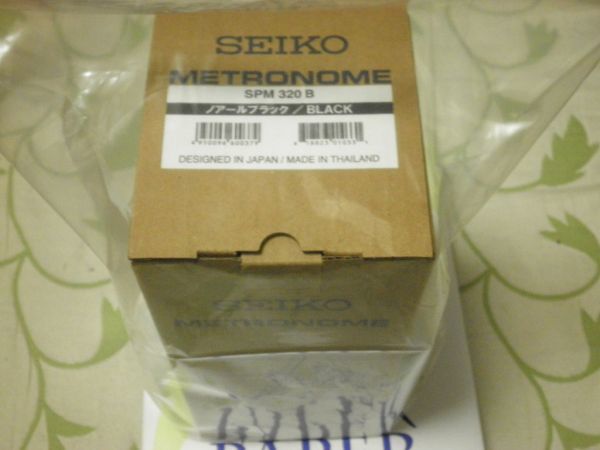 SEIKO METRONOME BLACK NEWLY BOX+MACHINE SET HANDY PIN TYPE SPM320B no2