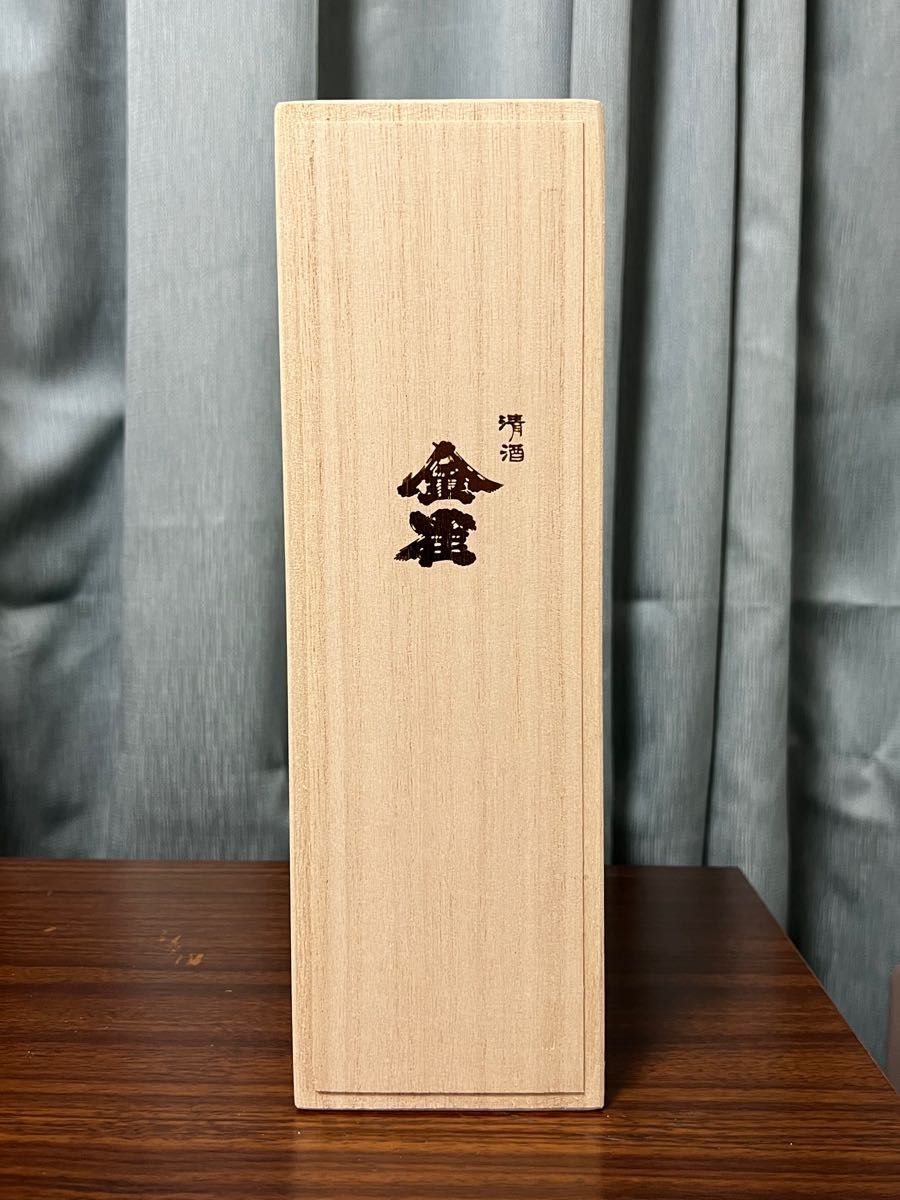 金雀 飛翔 純米大吟醸酒 特別限定醸造 720ml 2023年10月 木箱入 金雀 飛翔 純米大吟醸酒 特別限定醸造 720ml 2023年10月 木箱入