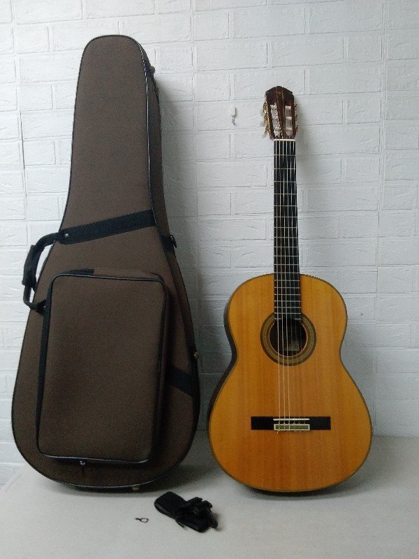 YAMAHA ヤマハ クラシックギター GC-5M 原田周廣 ギター 弦楽器 1977年製 2105 ハードケース 鍵 ベルト
