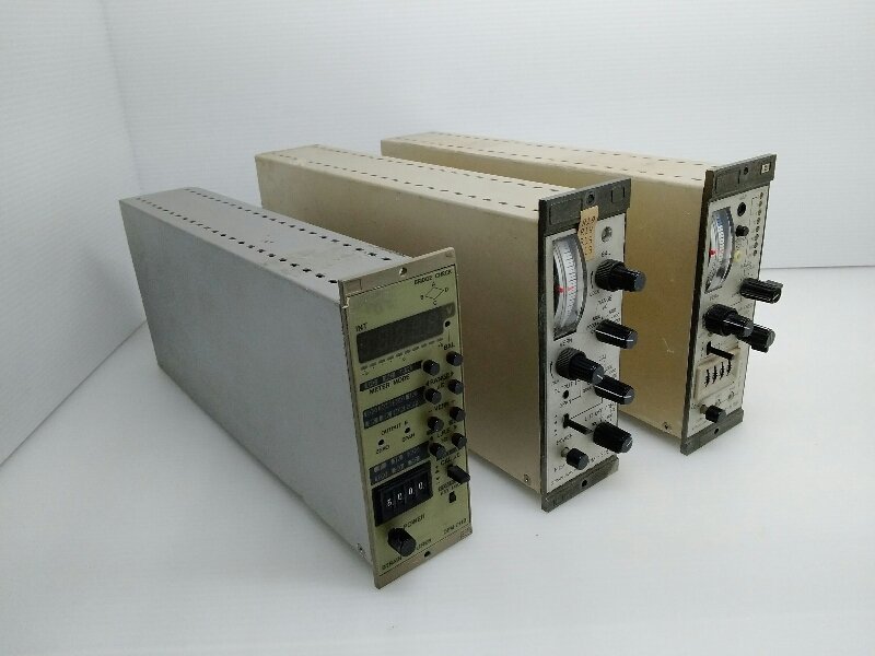 ジャンク KYOWA 共和産業 ひずみ 測定器 3台 まとめて DPM-611B DPM-305B DPM-711B_画像1