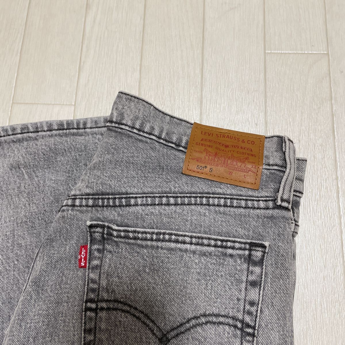 和59★ Levi's PREMIUM 501 S 4090刻印 ビッグE メキシコ製 リーバイス デニムパンツ ジーンズ ボトムス W26 L30 レディース グレー_画像3