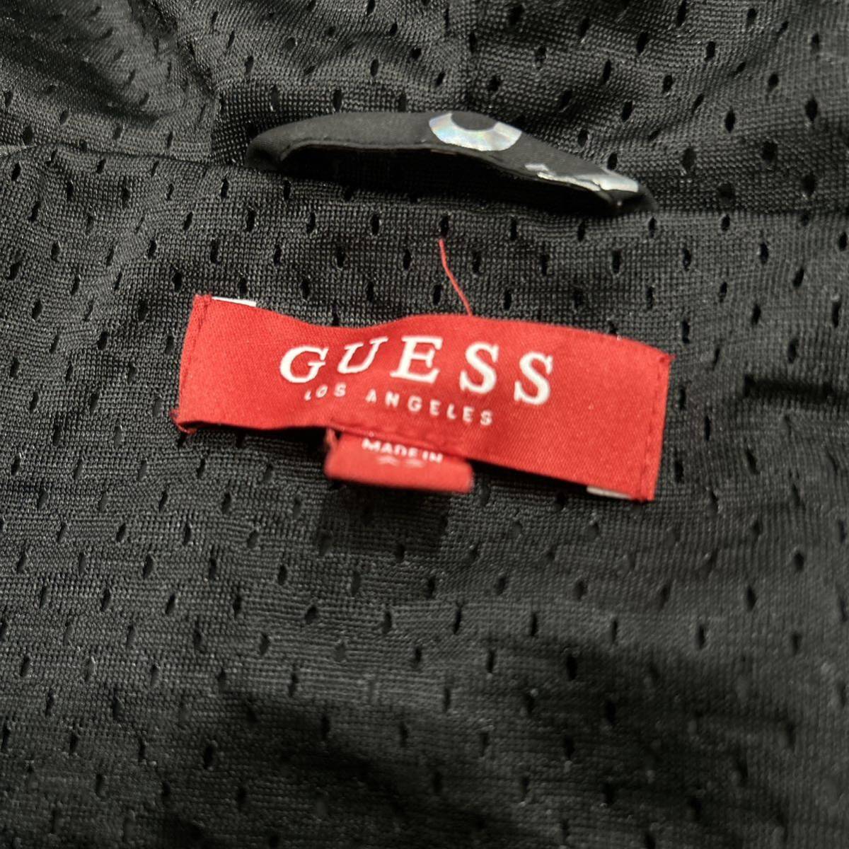 LL @ 美品 '洗礼されたデザイン'『GUESS ゲス』高品質 ロゴ 総柄 裏地メッシュ ジップアップ パーカー XS メンズ 上着 アウター BLACK 黒系_画像6