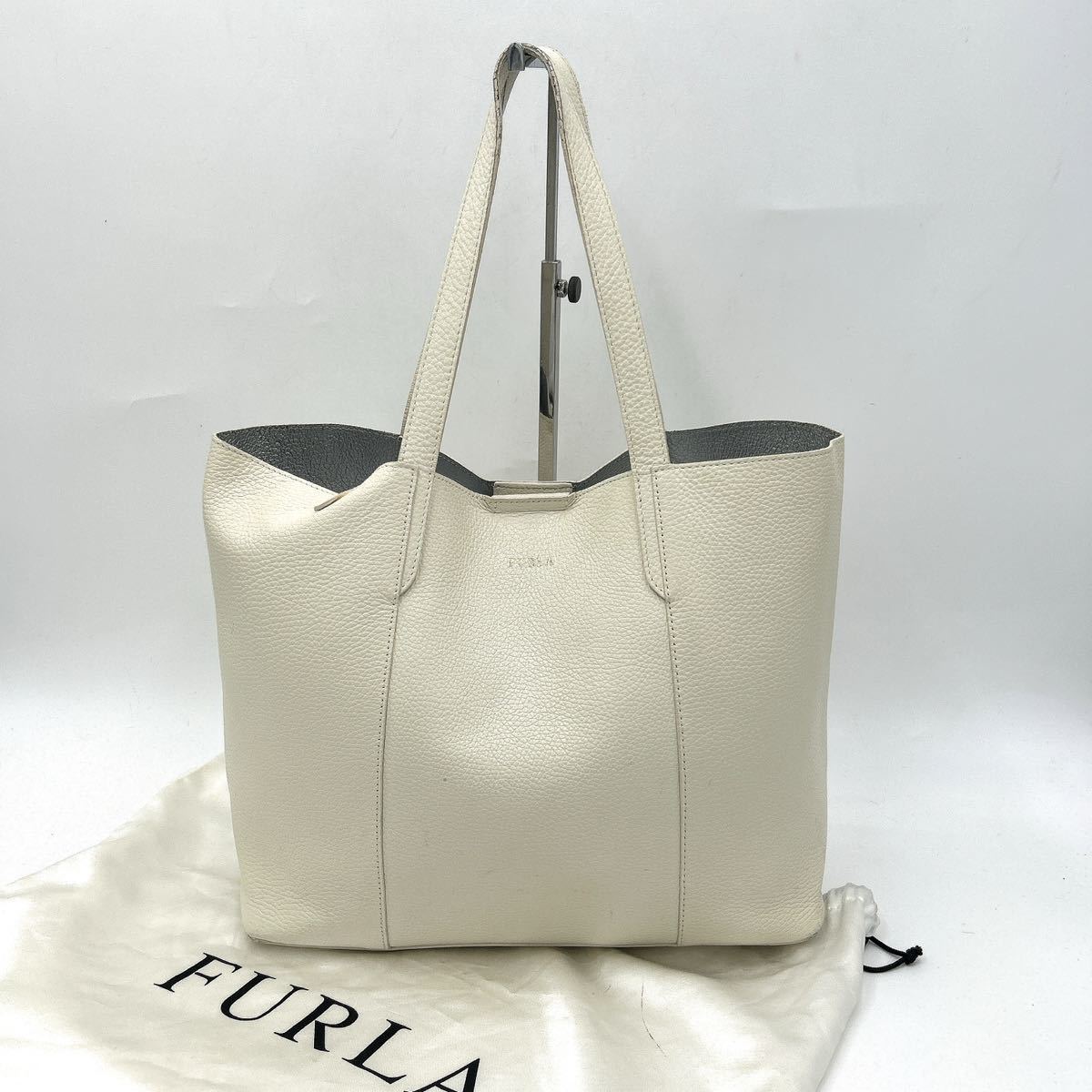 @保存袋付き '使い勝手抜群'『FURLA フルラ』LETHER 大容量収納 トートバッグ 手提げ 肩掛け鞄 ハンドバック 婦人鞄 レディース 人気モデル_画像1