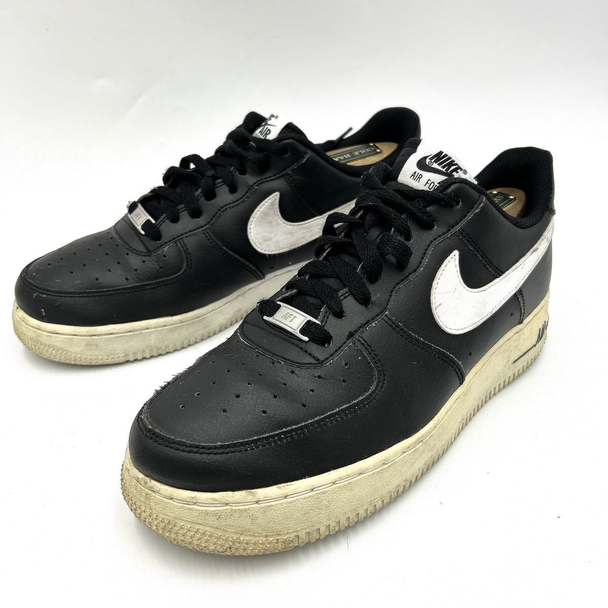 G @ 19年製 '人気 王道モデル'『NIKE ナイキ』AIR FORCE 1 07 エアフォース LOW CUT スニーカー 26cm メンズ 靴 シューズ 黒系 CJ0952-001_画像1