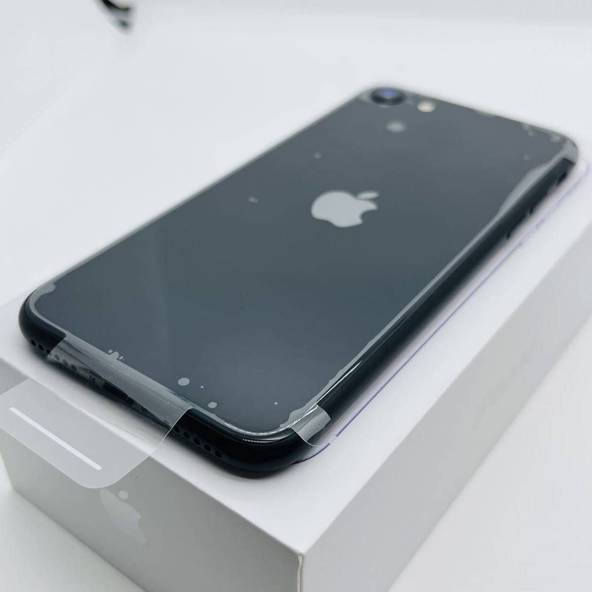 最高品質の (SE2) 第2世代 SE iPhone ブラック SIMフリー GB 256