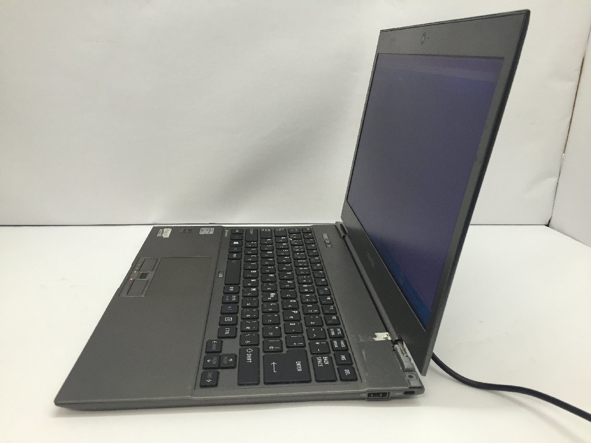 ジャンク/ TOSHIBA dynabook R632/H PR632HAWY4BA71 Intel Core i5-3437U メモリ4.1GB SSD256.06GB 【G14271】_ヒンジに破損があります