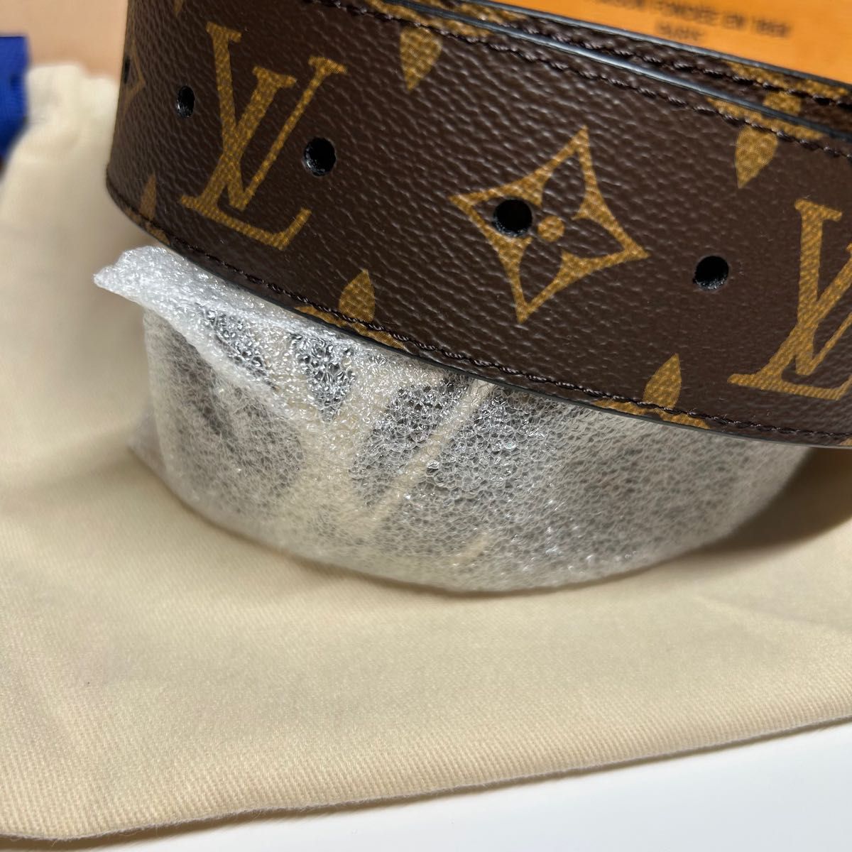 クリスマス 超美品 ルイヴィトン M9821U ベルト LV イニシャル 40MM モノグラム LOUIS VUITTON 保存袋