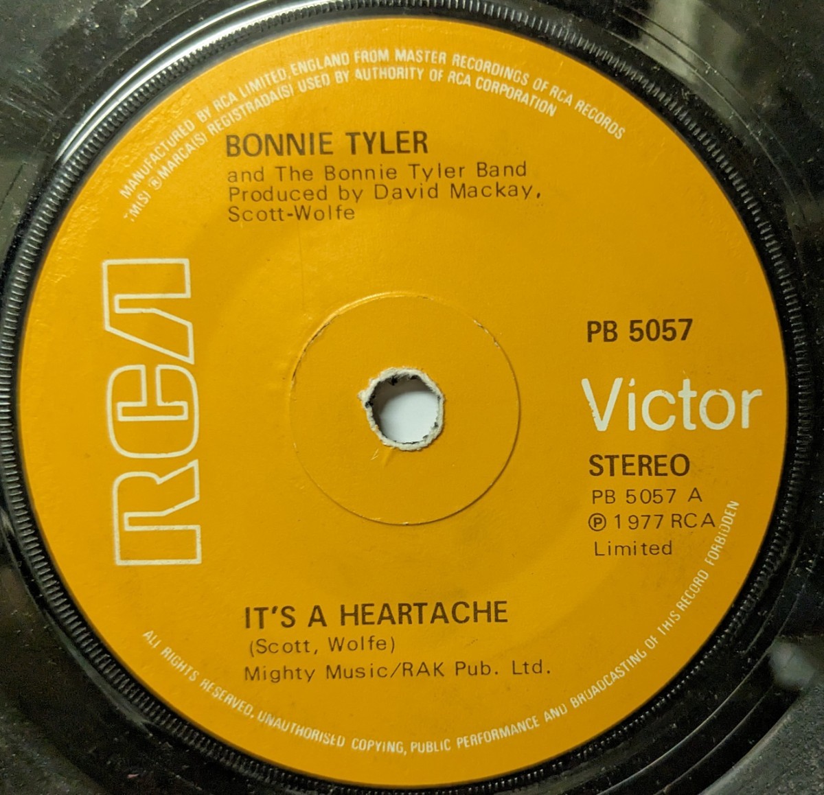 ☆BONNIE TYLER/IT'S A HEARTACHE1977'UK RCA7INCH_画像2