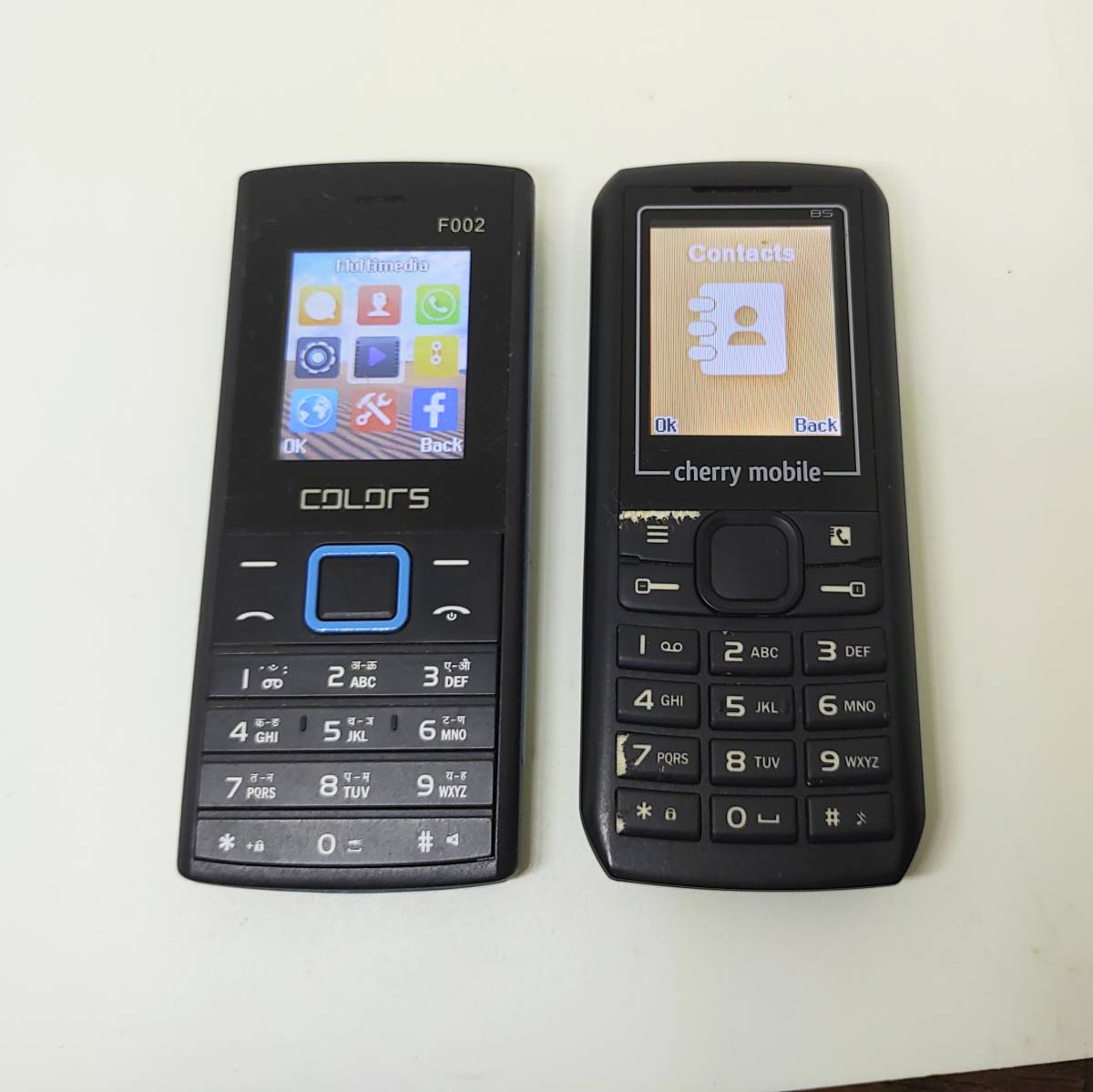 SIMフリー 海外携帯2台 F002 COLORS,cherry mobile B5 電池1つ共通 2G GSM ワイドFMラジオ,カメラ,ICレコーダー dualSIM 日本未発 送料230_画像2