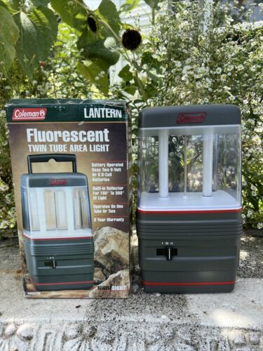 Coleman 390 Lumen Twin LED 8D Battery Lantern 