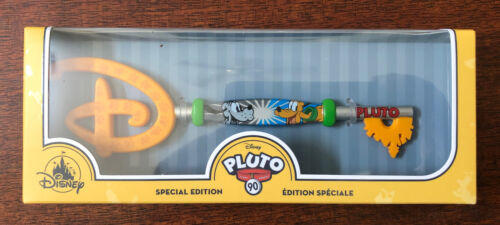 Disney Store Key Pluto 90th Anniversary Limited Edition 海外 即決-