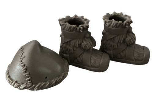 DISNEY Fashion Doll Boots & Hat Honeymaren Faux Fur VINYL 11in