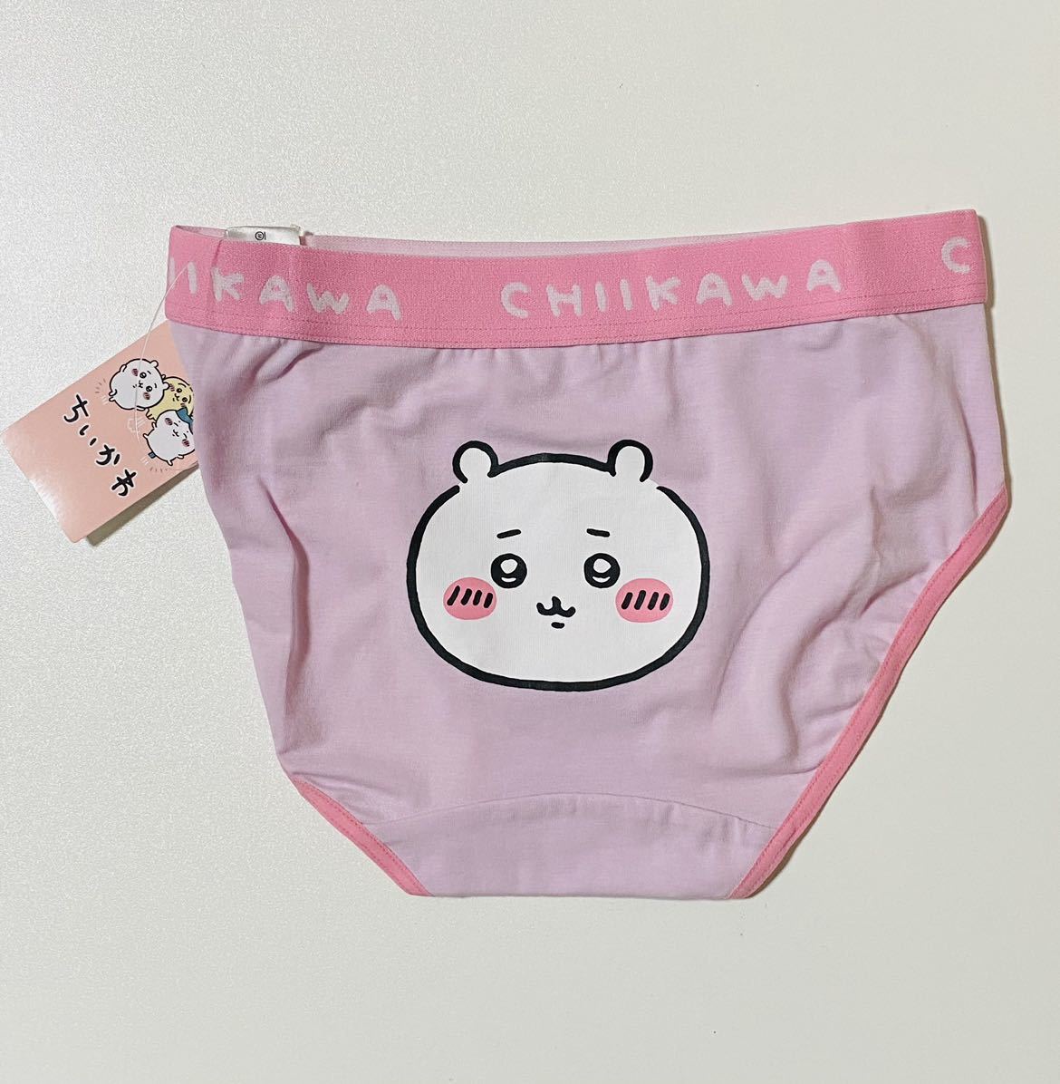 【新品】ちいかわ　「ちいかわ」バックプリントショーツ　パンツ　下着(Mサイズ)_画像1